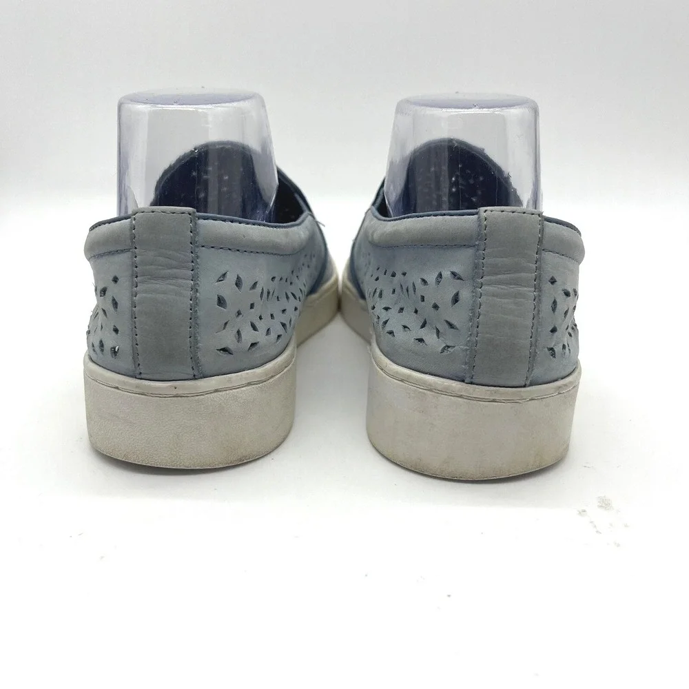 Vionic Perforated Slip On Sneakers Women's‎ Size 9 Blue Leather Cutout